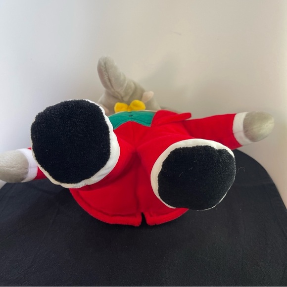 Gund Babar the Elephant Plush 1988 Macy’s 14” Red Suit Vintage Xmas - Picture 6 of 10
